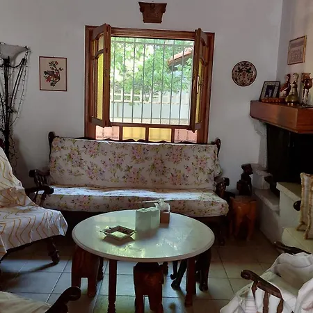 Uniquelivadi Hotel
